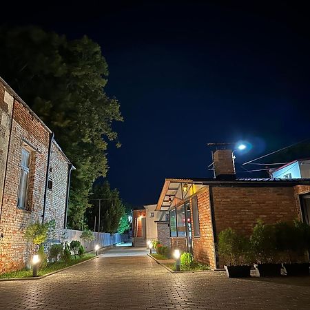 Hotel Ticiani 15 Kutaisi Exterior photo